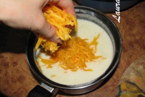 Cheddar Tomato Squares