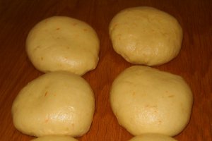 Cozonac cu nuca