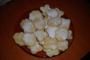 Biscuiti vanilati  fragezi