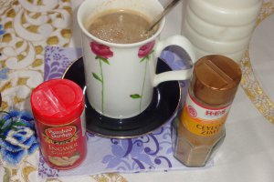 ,, Cafeluta '' Mihaelei