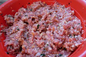 Chiftele in sos de branzeturi