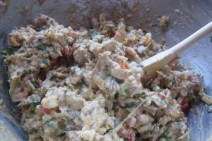 CHEC APERITIV CU PUI, ȘUNCĂ, CIUPERCI ȘI LEGUME
