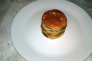 Mini pancakes cu branza dulce