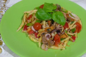 Fructe de mare cu pesto si paste proaspete