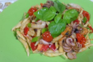 Fructe de mare cu pesto si paste proaspete