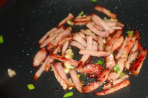 Tortellini cu fasole verde si muschiulet de porc