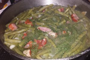 Ciorba de fasole verde cu afumatura