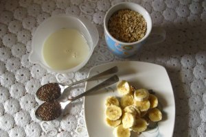 Clatite cu banana si ovaz (vegane)