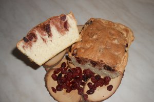 Chec din albusuri cu merisoare