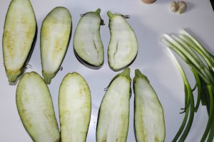 Vinete umplute