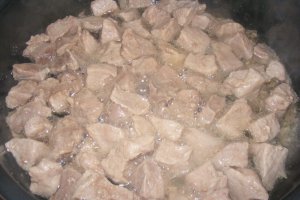 Tocana din carne de porc cu ardei copt
