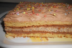 Prajitura cu alune de padure si mascarpone