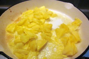 Prepelite cu  ananas si ciuperci la slow cooker Crock-Pot 4,7 L Digital