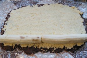 Rulada de biscuiti cu banane