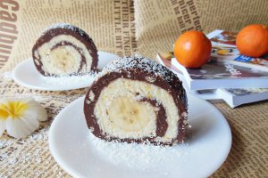 Rulada de biscuiti cu banane