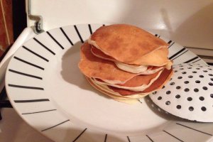 Pancakes cu finetti si banane