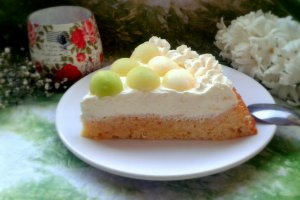 Tarta cu crema de vanilie si pepene galben