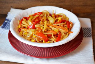 Spaghetti fara gluten cu legume