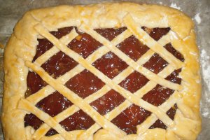 Placinta cu dulceata de pere
