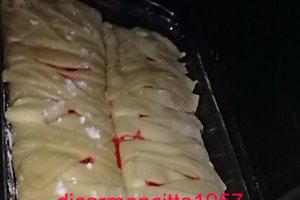 Creme ole cu capsuni in foietaj.
