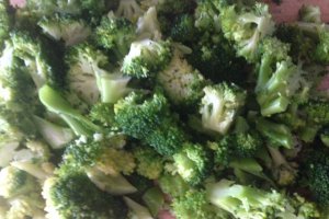 Tarta cu brocoli si busuioc