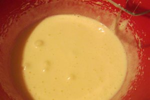 Briose brownie cu crema de ciocolata alba