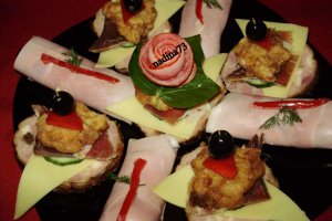 Platou cu aperitive