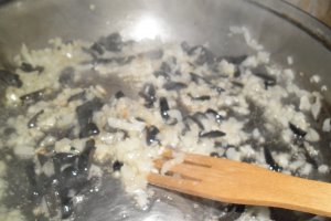 Tagliatelle cu ton si masline