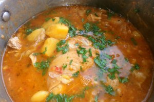 Tocanita de cartofi cu carne de iepure