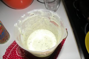 Smoothie cu kiwi, banane, miere si iaurt grecesc