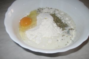 Pizza cu ananas si piept de pui