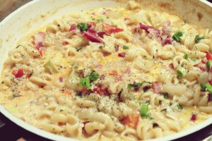 Spirale cu bacon si legume – one pot pasta