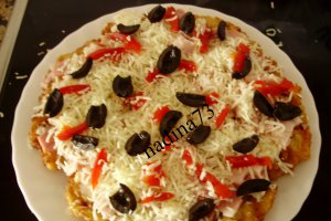 Pizza pe blat de cartofi