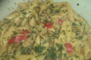 Penne Rigate cu hrisca si carnati afumati