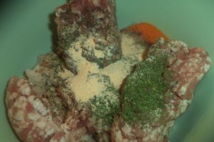 Chiftelute la cuptor in crusta din fulgi de mei