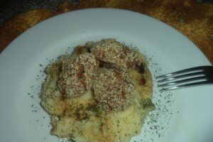 Chiftelute la cuptor in crusta din fulgi de mei