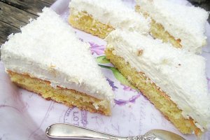Prajitura cu mousse de mascarpone si ciocolata alba