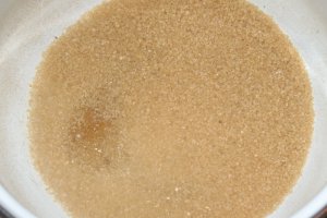 Prajitura cu mere si gris (insiropata)