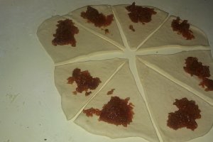 Cornuri pufoase cu gem de gutui