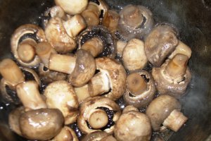 Pateu de ciuperci