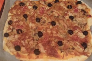 Pizza cu pui