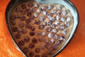 Tort cu cirese si nuci