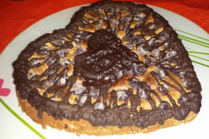 Tort cu cirese si nuci