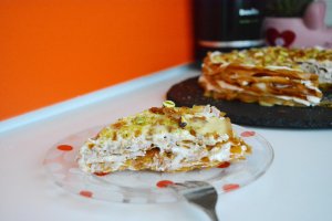 Tortulet din foi de placinta cu crema de fistic