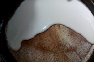 Prajitura in straturi cu scortisoara si nuca
