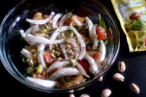 Salata cu spanac, portocale si fistic