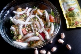 Salata cu spanac, portocale si fistic
