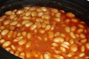 Fasole scazuta, de post, preparata la slow cooker Crock-Pot