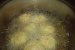 Bulete de cartofi cu soia, ardei si mujdei de usturoi-5