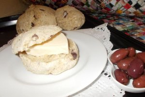 Chifle cu tarate de ovaz si masline